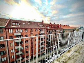 Private Terrace Apartment With Cozy Feeling Göteborg